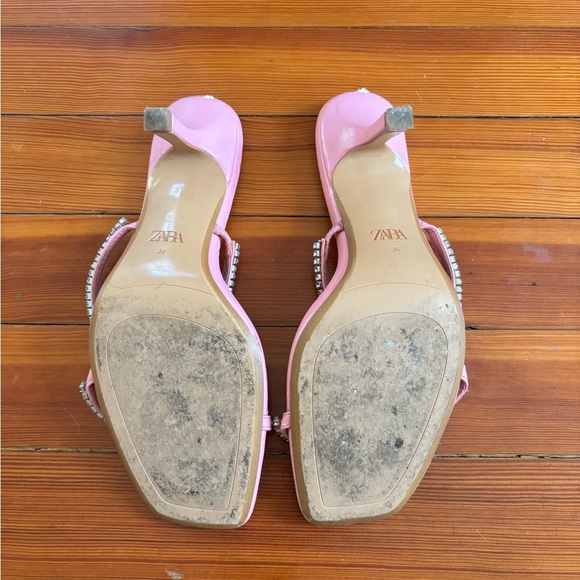 Zara Pink Sandals with Rhinestone Accents - Picture 4 of 5